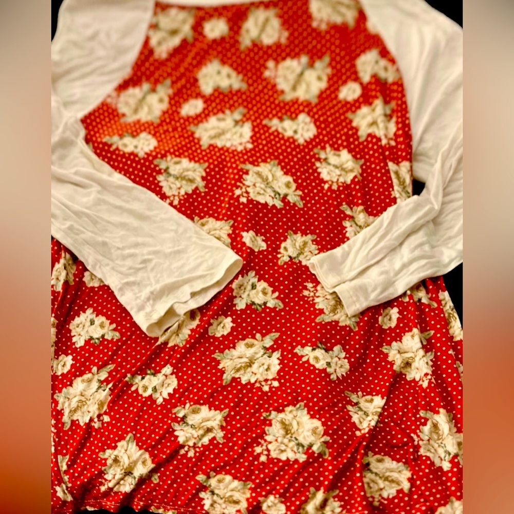 POSH SHOW Amelia James Baseball Tee Floral Polka Dots Size XL